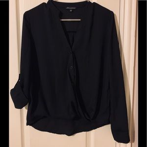 Black Hi-Low Top! 🌹